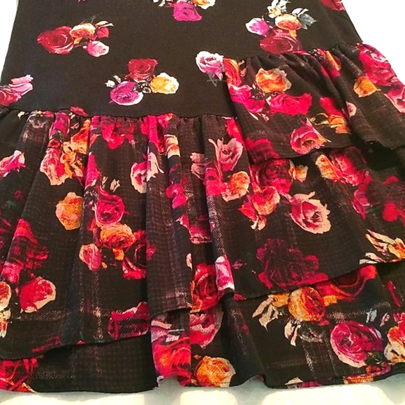 Super cute Thakoon floral ruffle dress, in Large - Picture 3 of 6